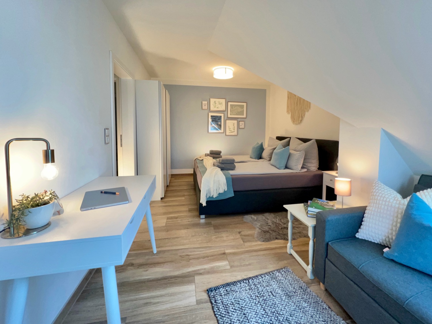 07 Zimmer gesamt.jpeg