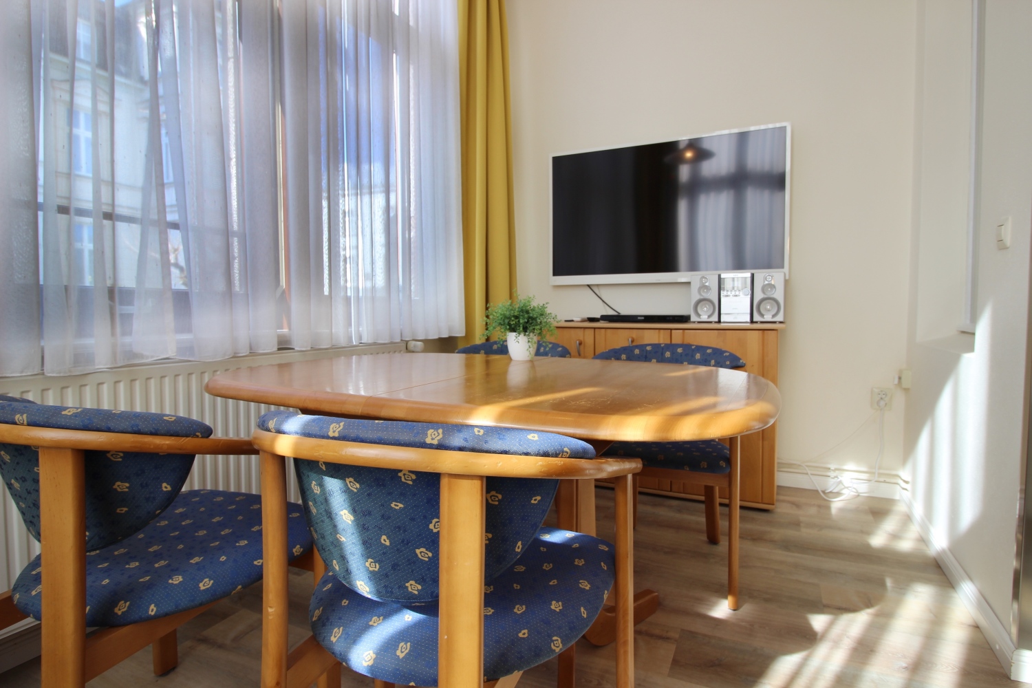 JPEG-Bild-6F9F9F5FD039-1 Kopie.jpeg