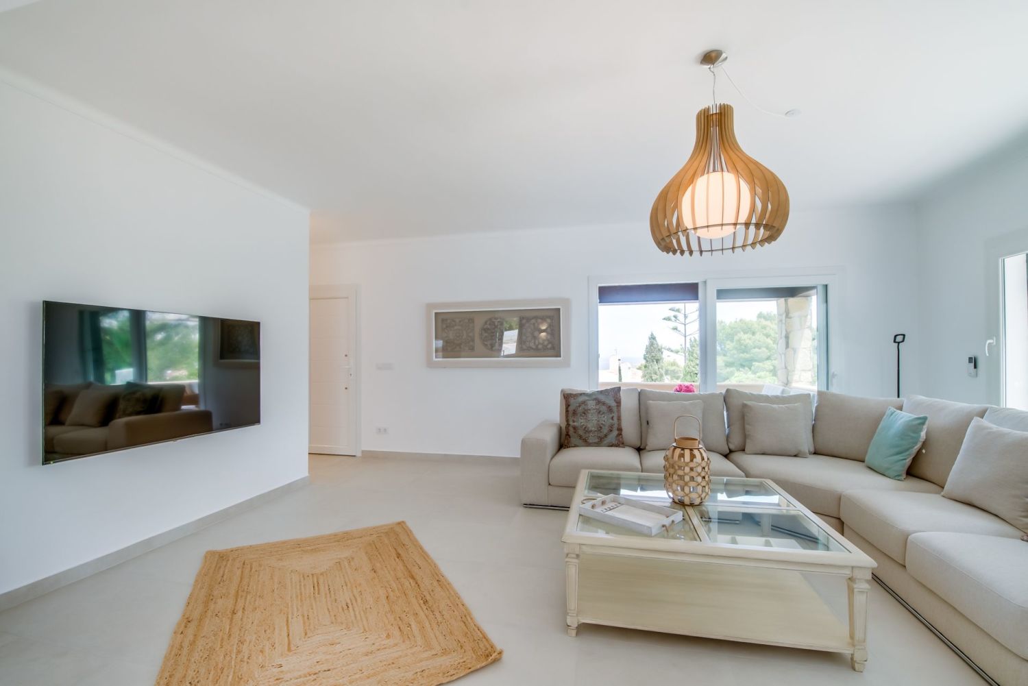 Villa_Marbella_Erdgeschoss_Wohnbereich 1.jpg