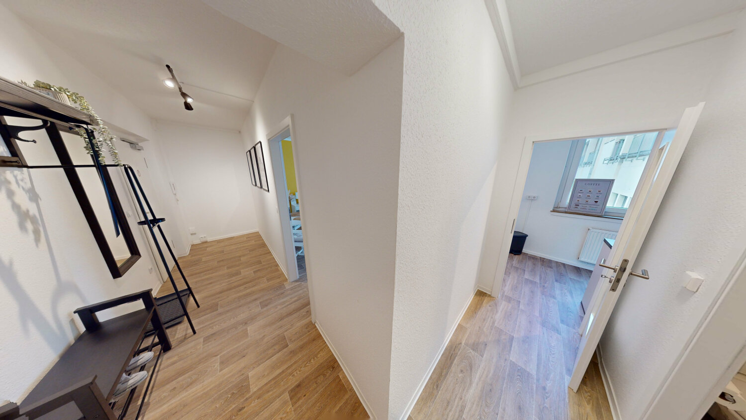 Rosenhof 3 Flur (2).jpg