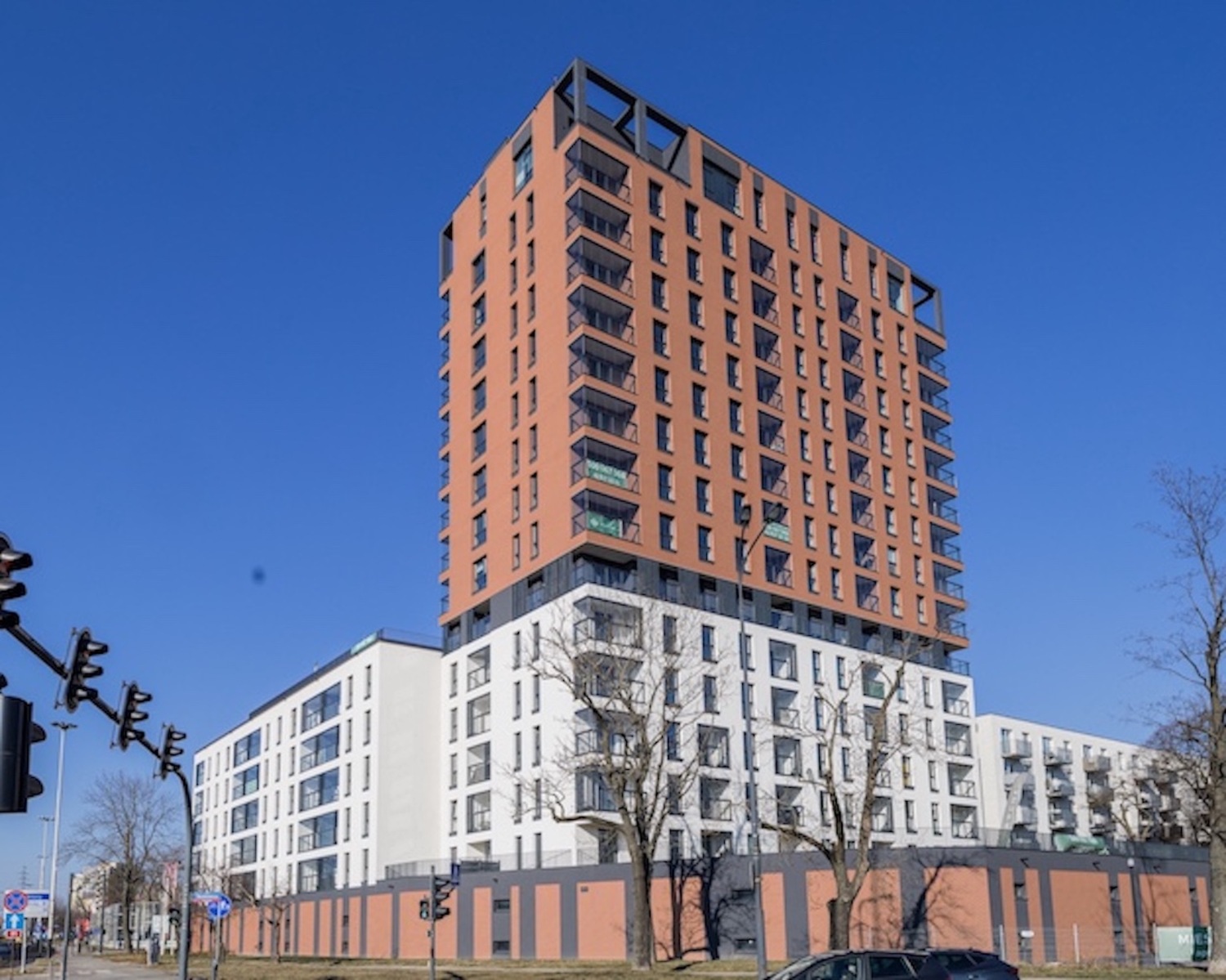 budynek kopernika nowoczesny Łódż blisko dworca.jpg