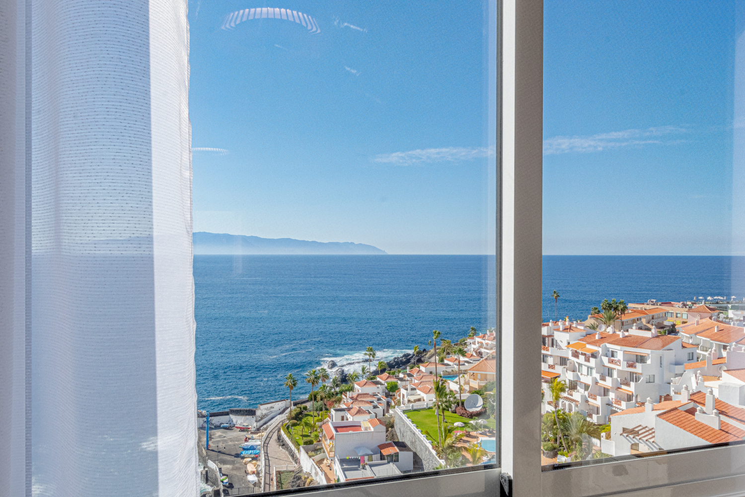 1 Bedroom Apartment with ocean view Puerto de Santiago Tenerife89.jpg