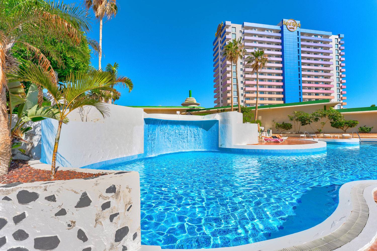 20230425 - 25 - Claudia - Club Paraiso - FV-25.jpg