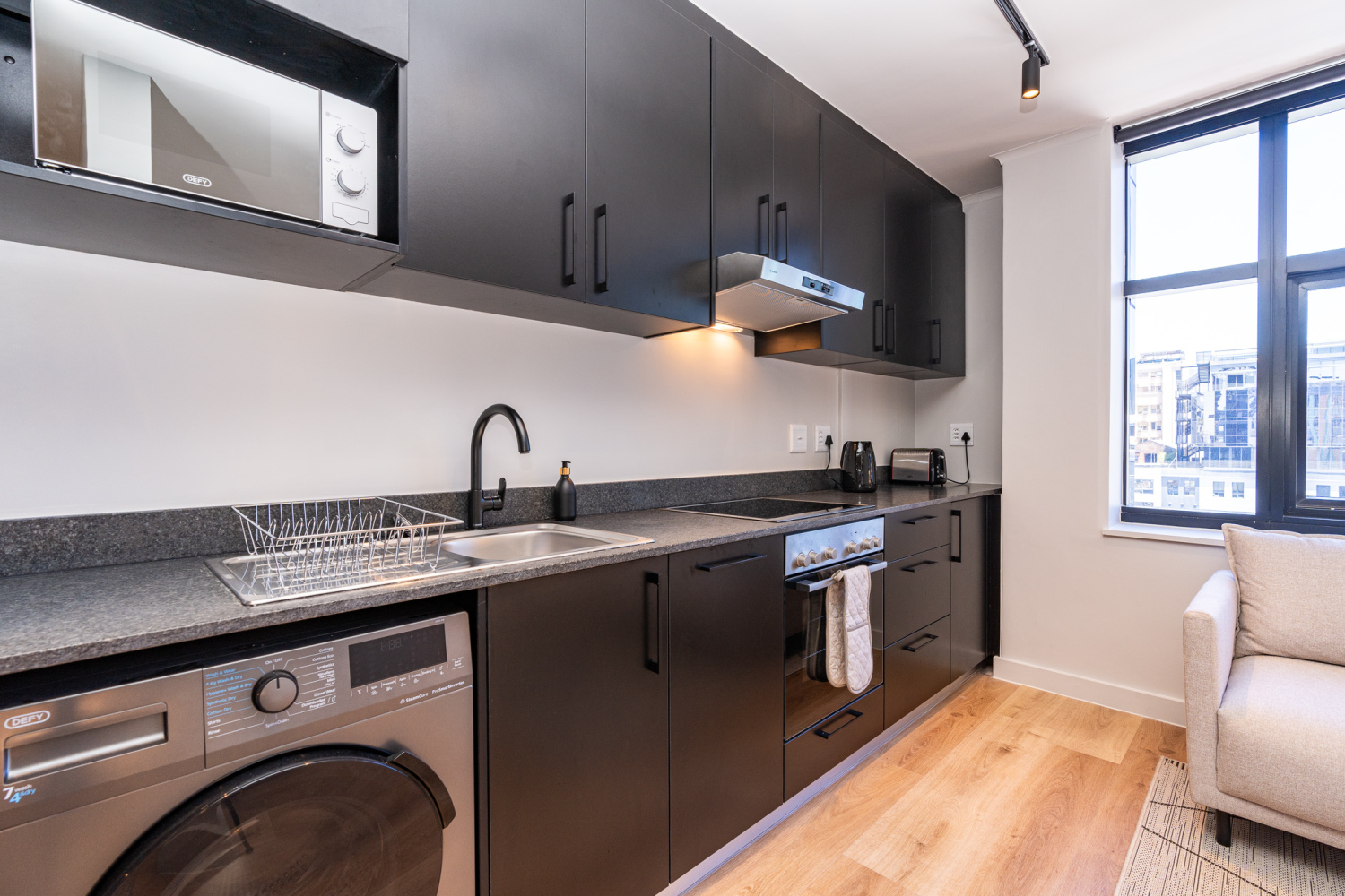 1006 The Tokyo-5 - Copy.jpg