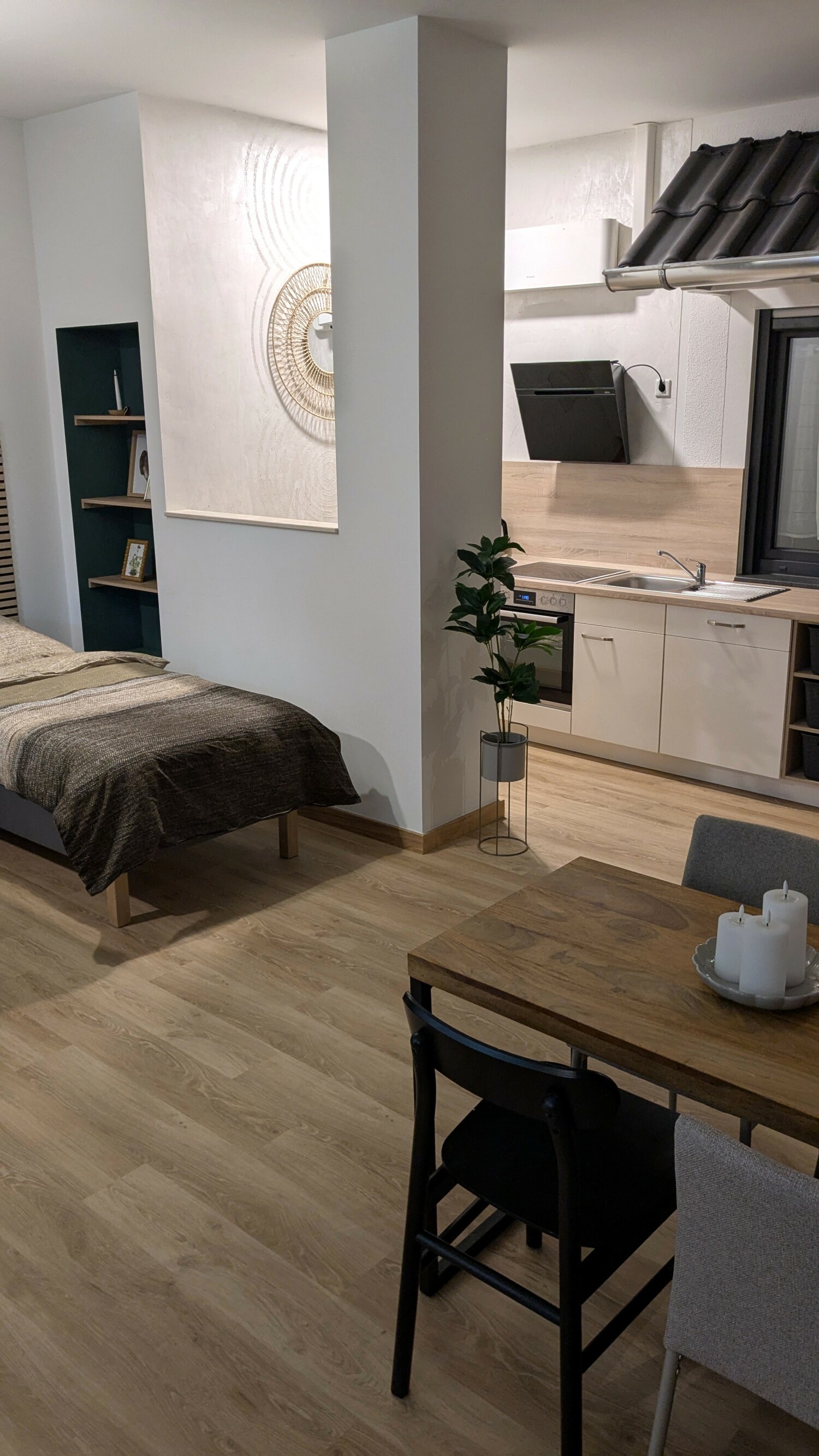 Übersicht_Wohnen, Schlafen, Küche.jpg