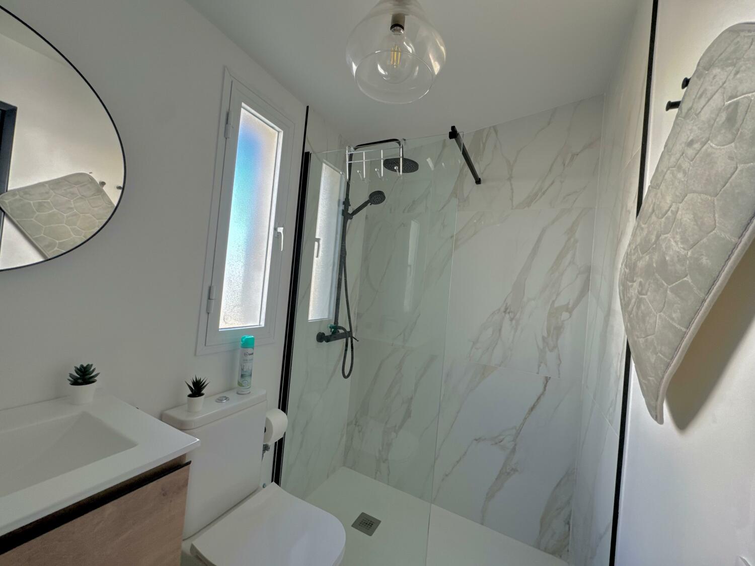 WhatsApp Image 2025-11-20 at 17.49.58.jpeg