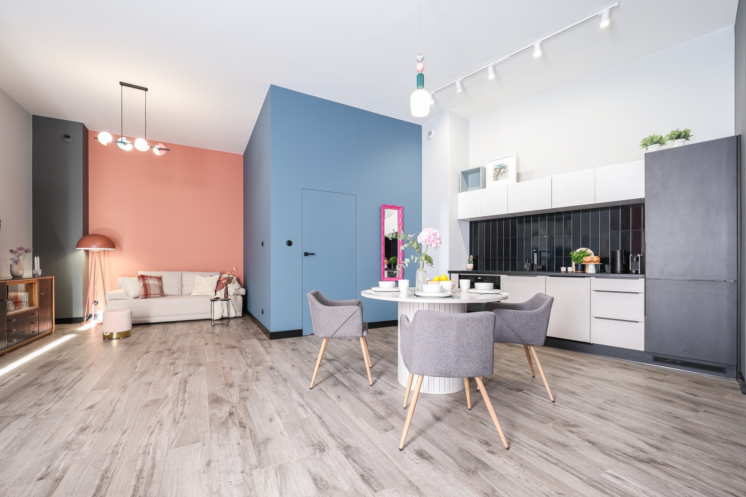 otwarta przestrzeń airbnb twójgospodarz booking.jpg