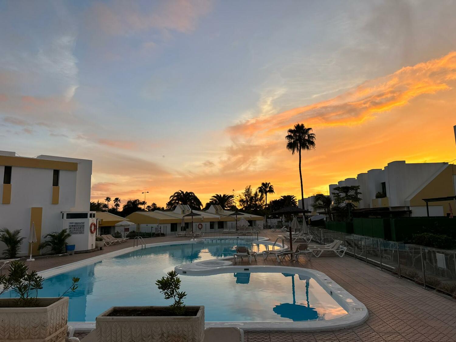 WhatsApp Image 2025-11-26 at 20.03.32 (1).jpeg