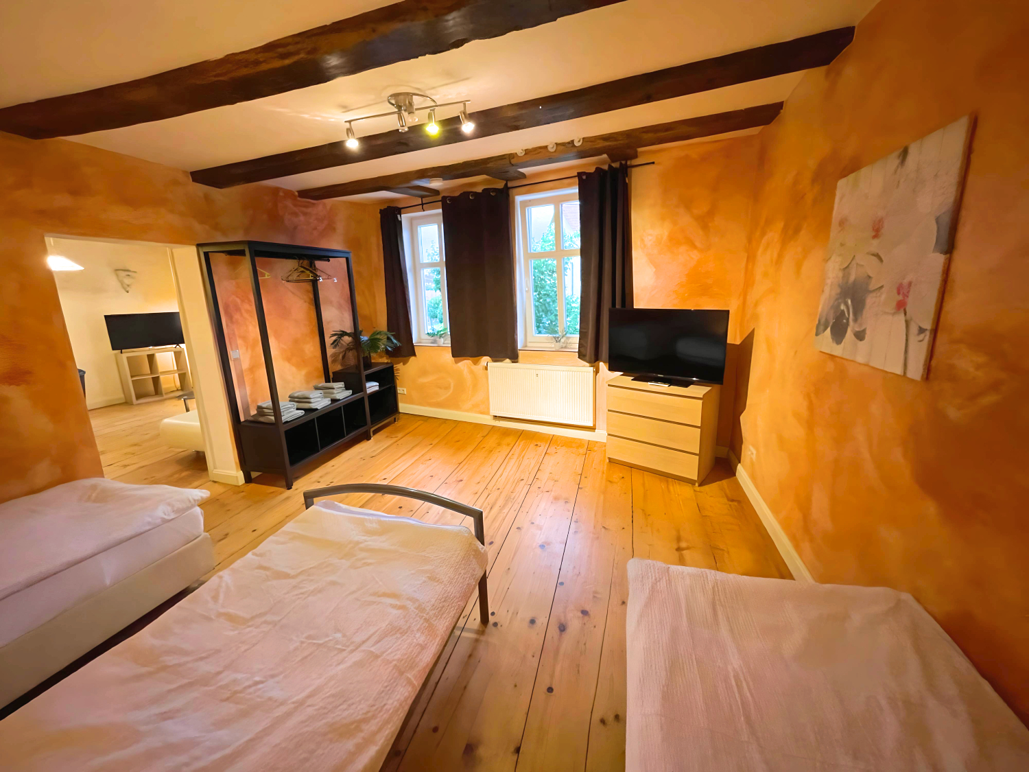 Pension Am Schloss - Apartment 5 - Dreifach Schlafzimmer 3.jpg