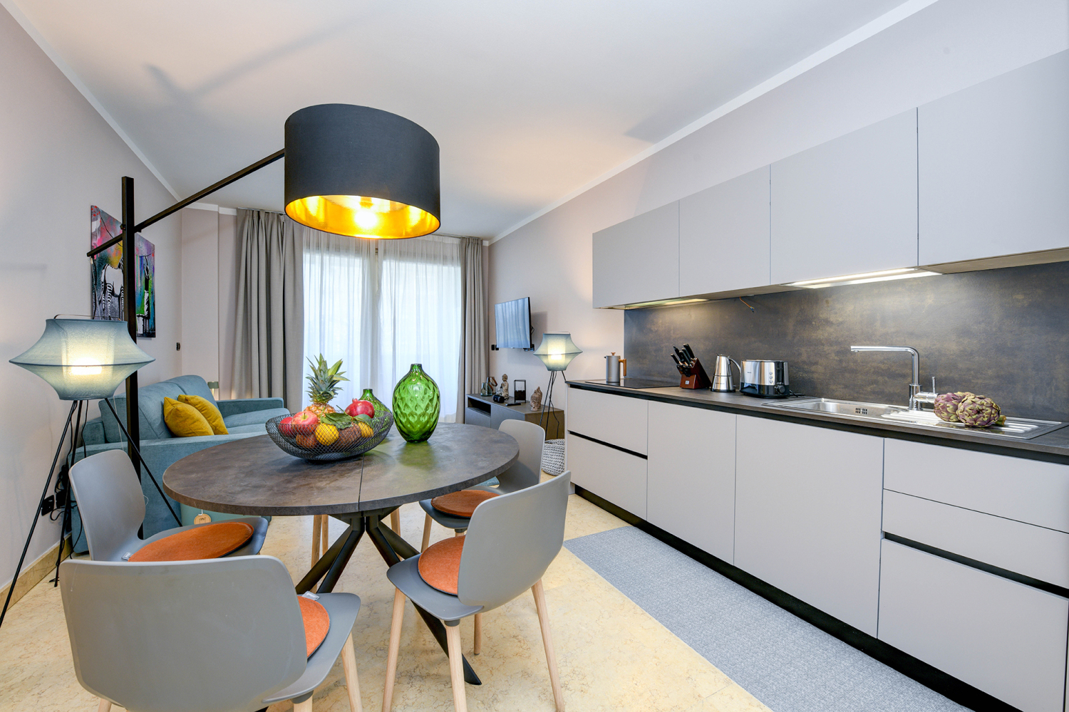 105 Küche_Essen2.jpg