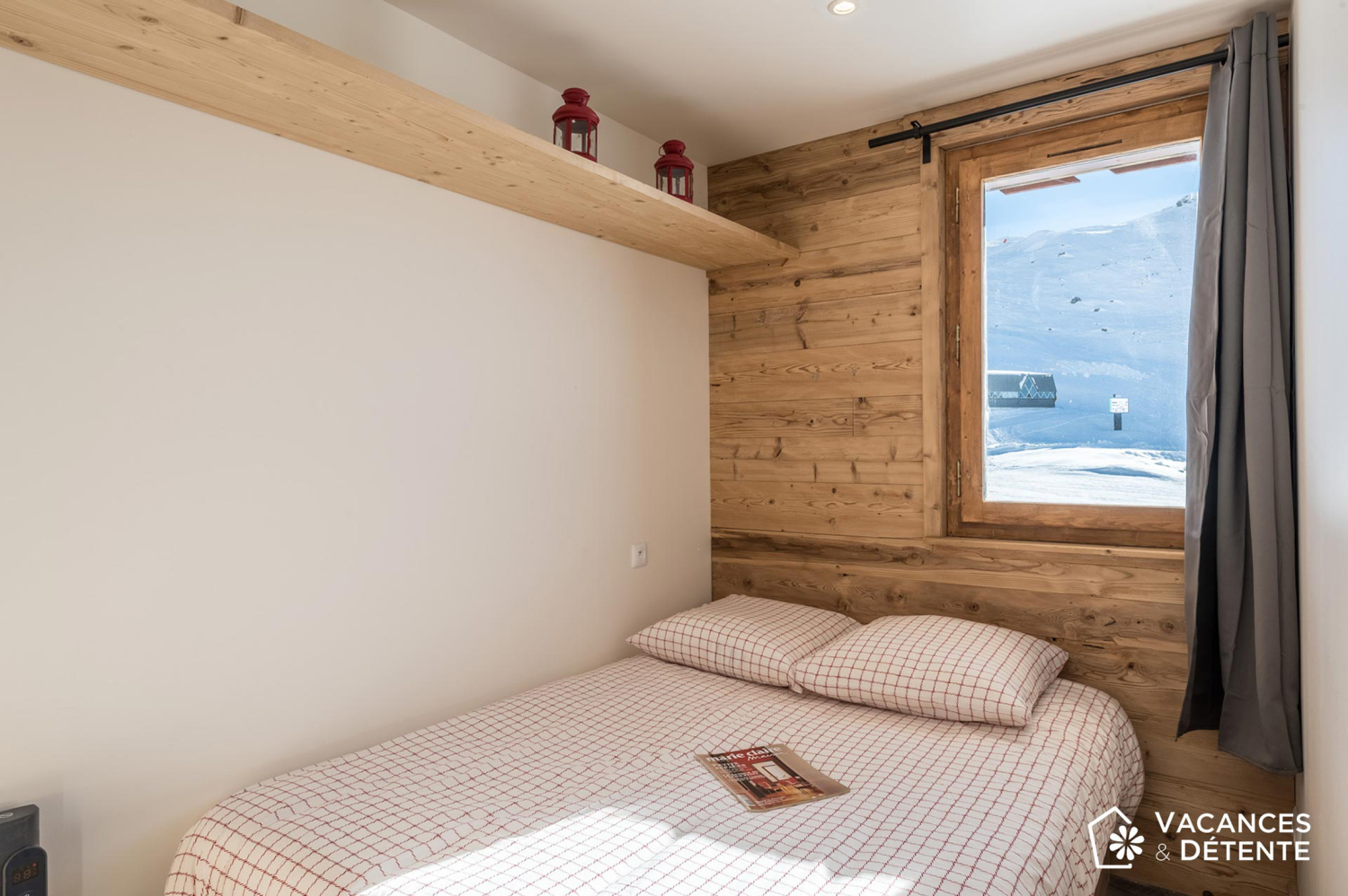 Bedroom_vue pistes2.jpg