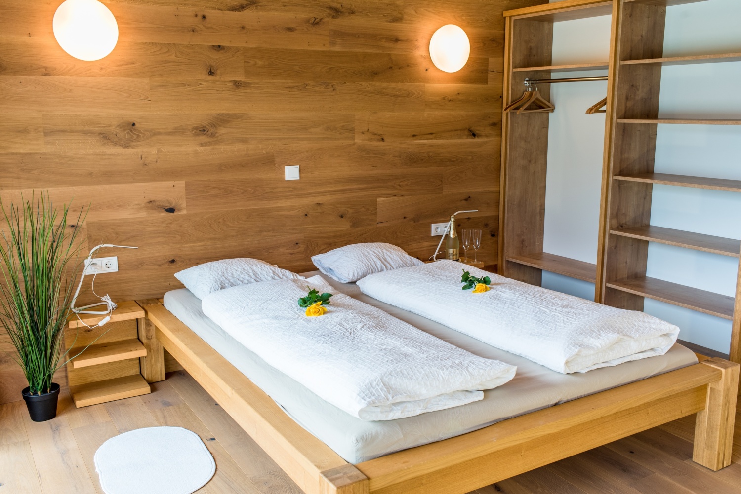 Ferienhaus in Spital am Pyhrn - Ferienbungalow Mountain View Wood Schlafzimmer.jpg