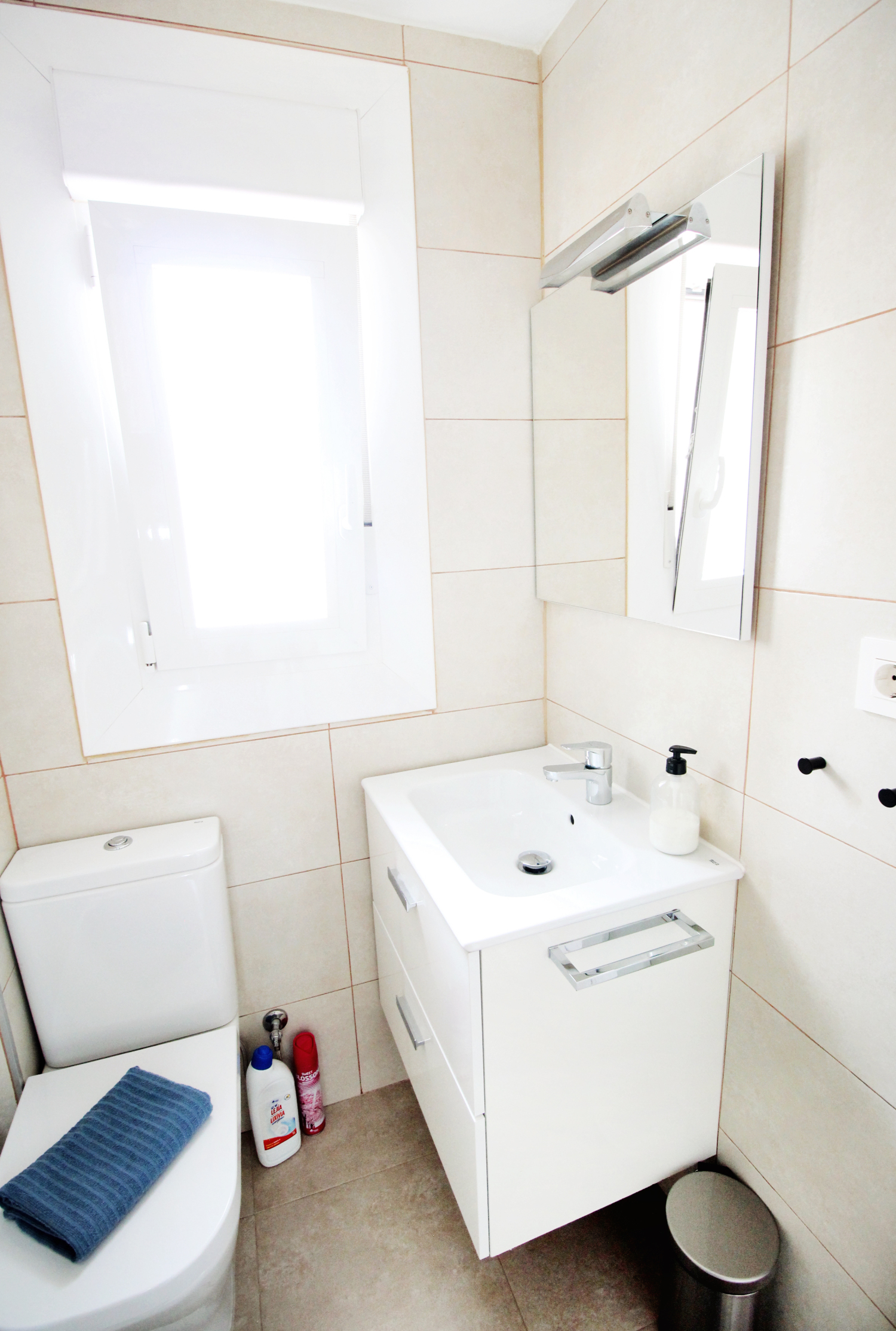 LB12 ban╠âo 5.jpg