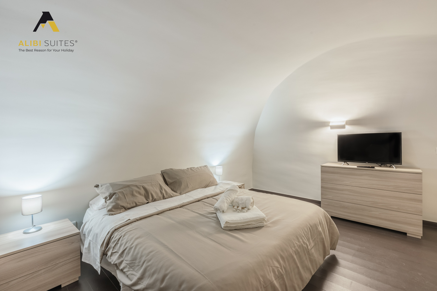 alibi suites-115-HDR.jpg