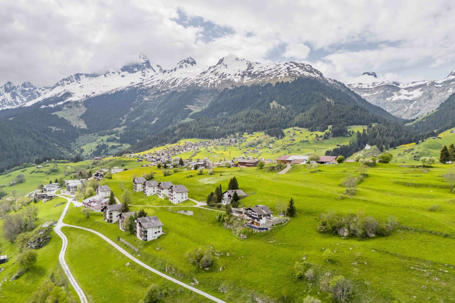 WEB_Willi Immobilien_Brigels, Via Crest la Crusch 20-29.jpg