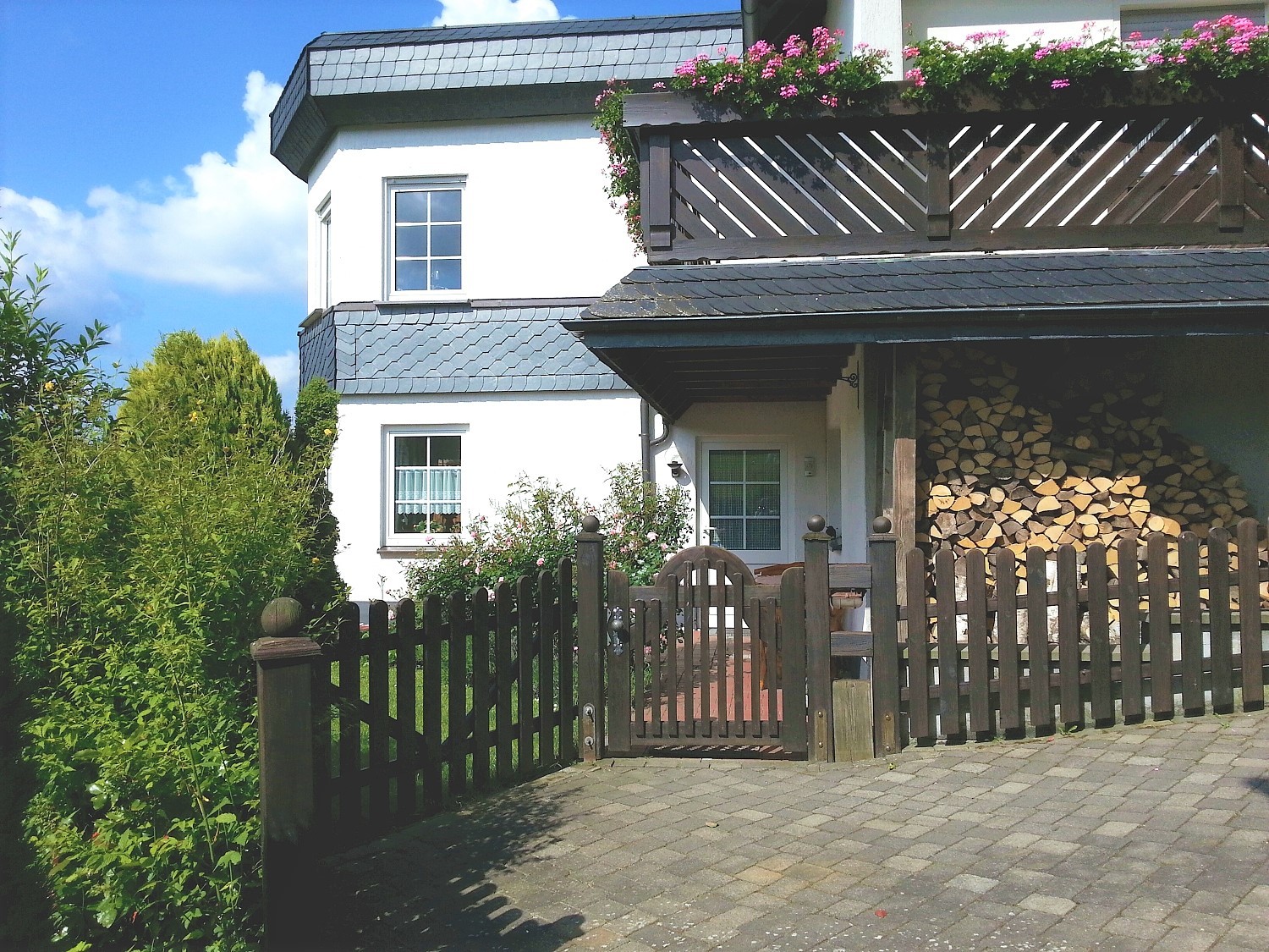 Eingang FewoLuge (2).jpg