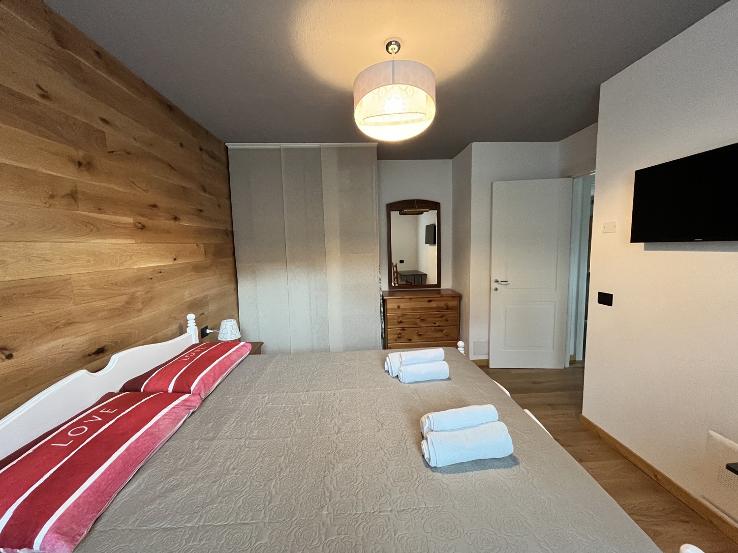 6. Baitel-de-Sura.jpeg