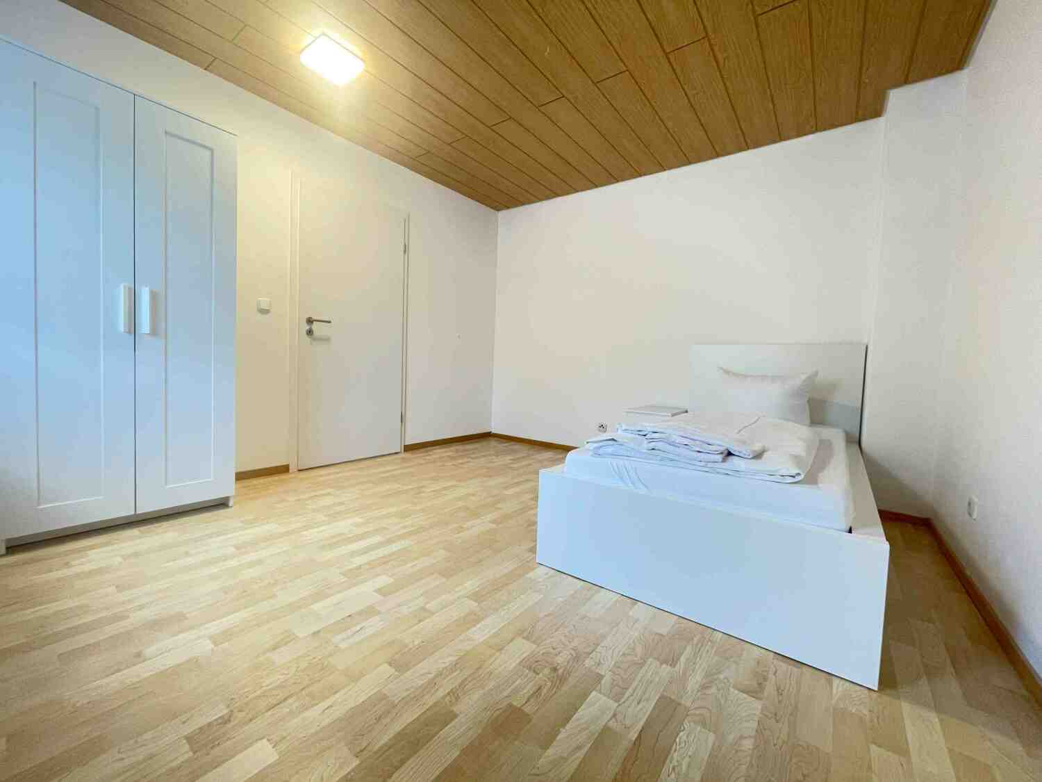 WEN111_(1.OG) Pressather Straße 115, 92637 Weiden i.d.OPf (3).jpg