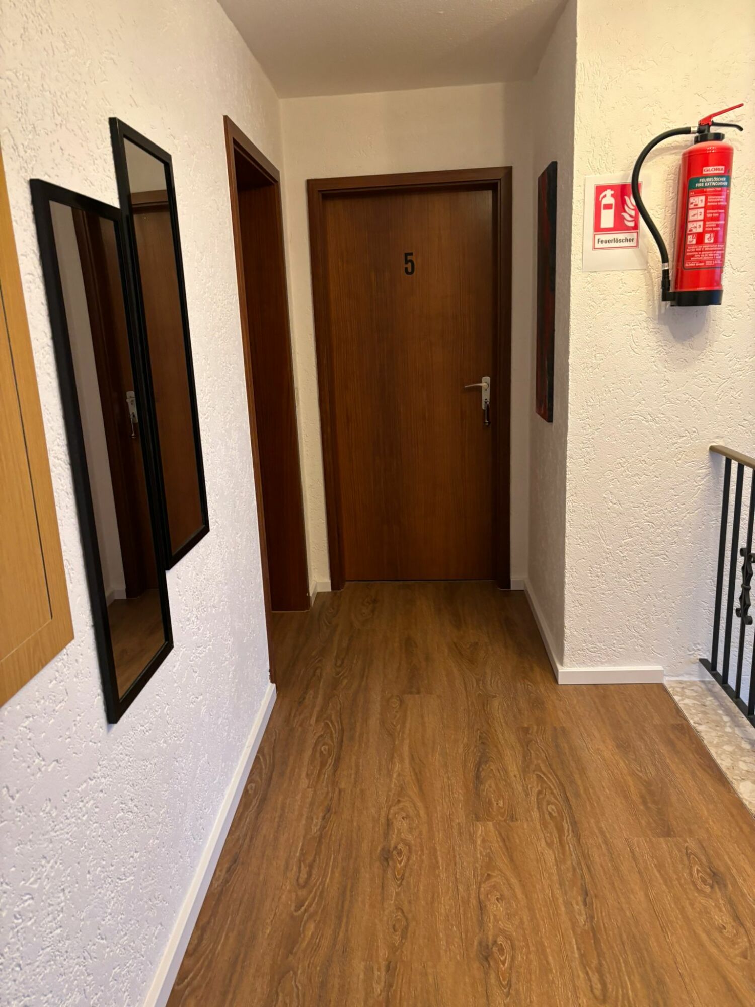 PHOTO-2025-01-05-17-48-29 2.jpg