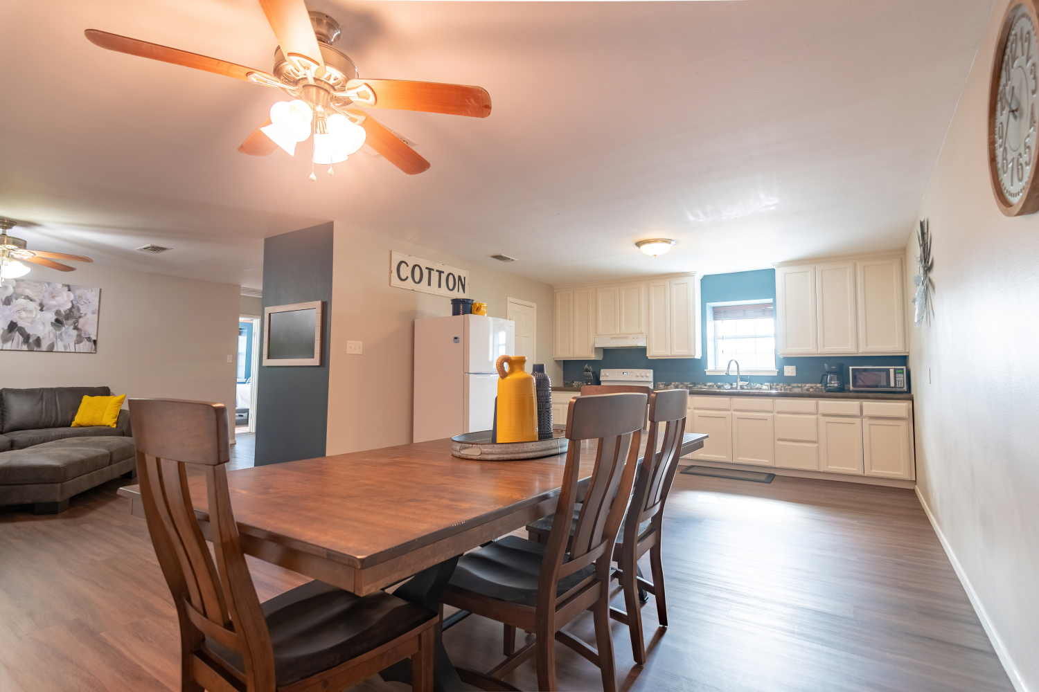 111Robinson-Unit A-002.jpg