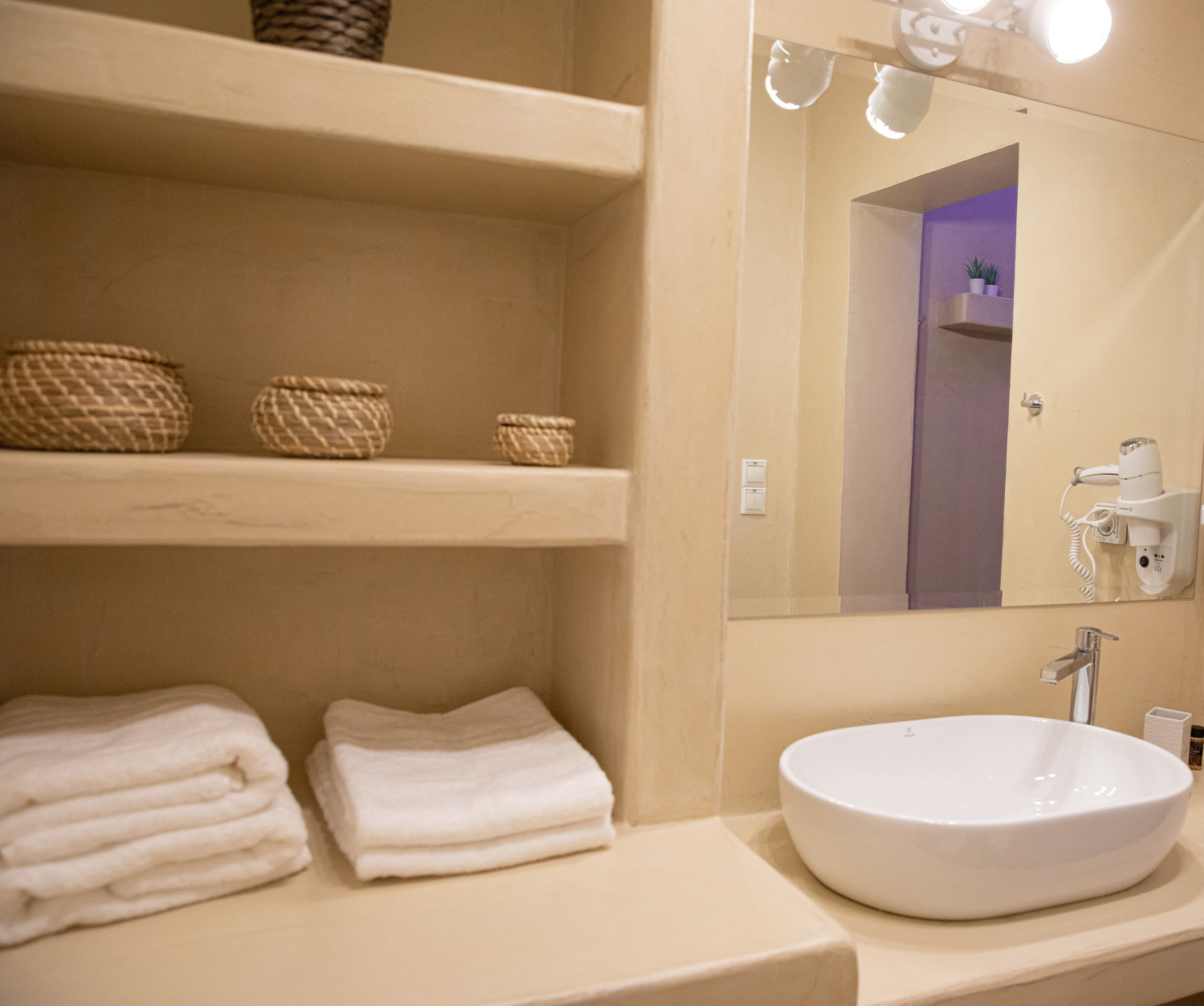 IMG_0027 mod reduced.jpg