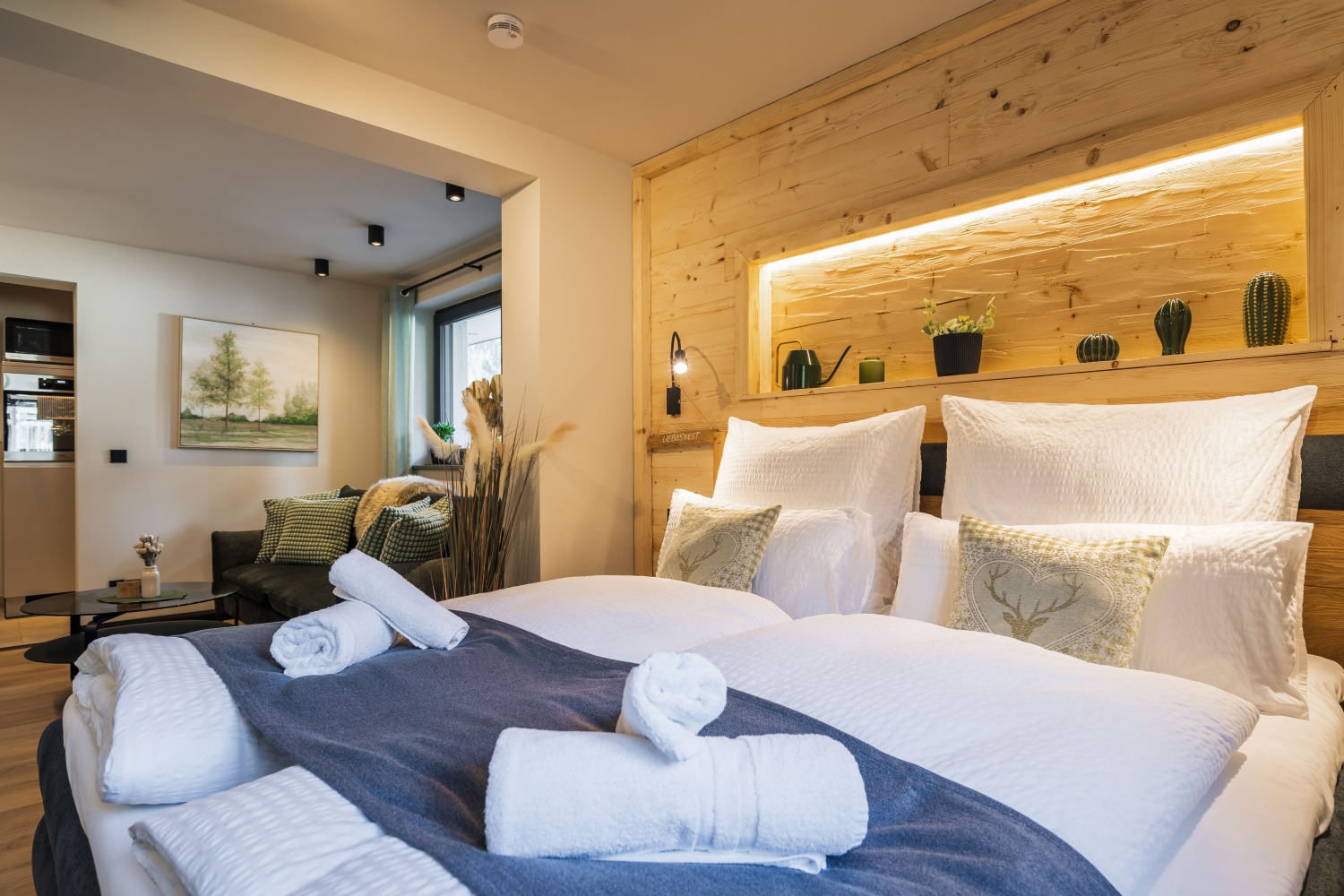 6_Chalet_Bergblick_Ferienwohnungen © Mathias Prägant-min.jpg