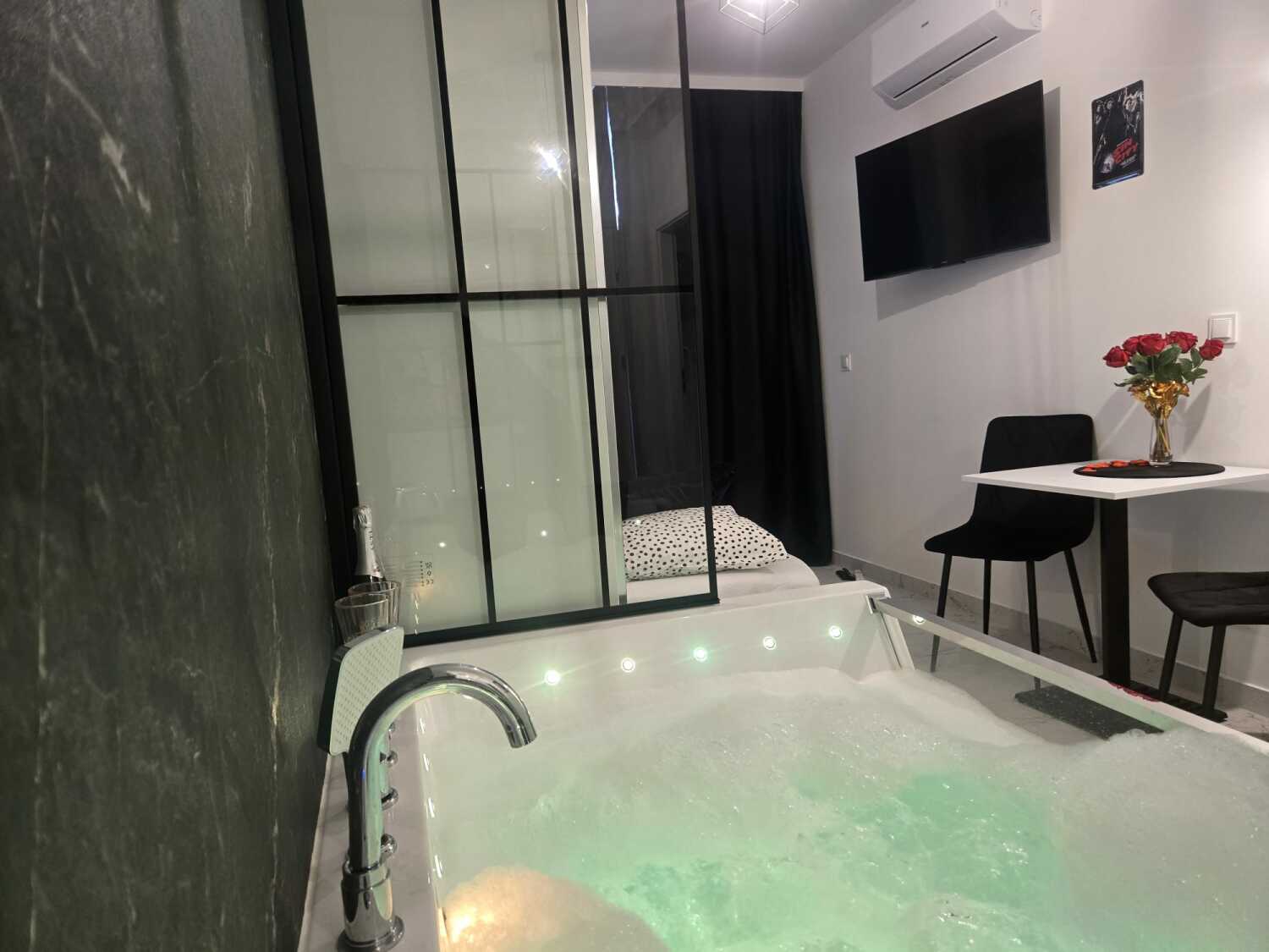 WhatsApp Image 2025-10-21 at 21.23.50 (5).jpeg