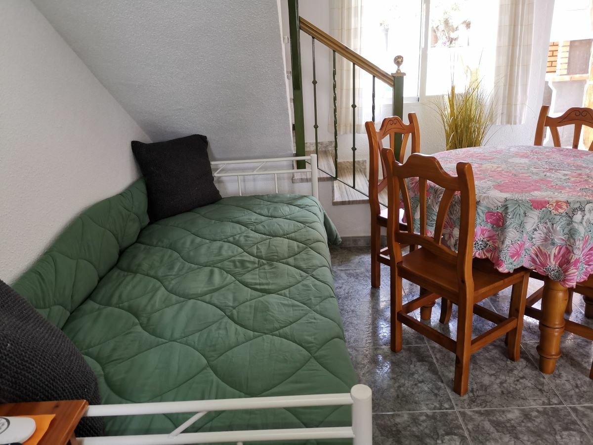 Apartment André Els Poblets Bett.jpg