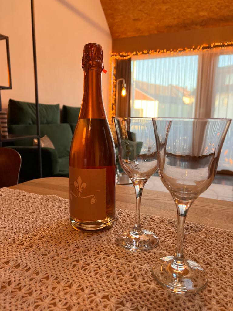 WhatsApp Image 2023-12-13 at 18.44.14 (2).jpeg