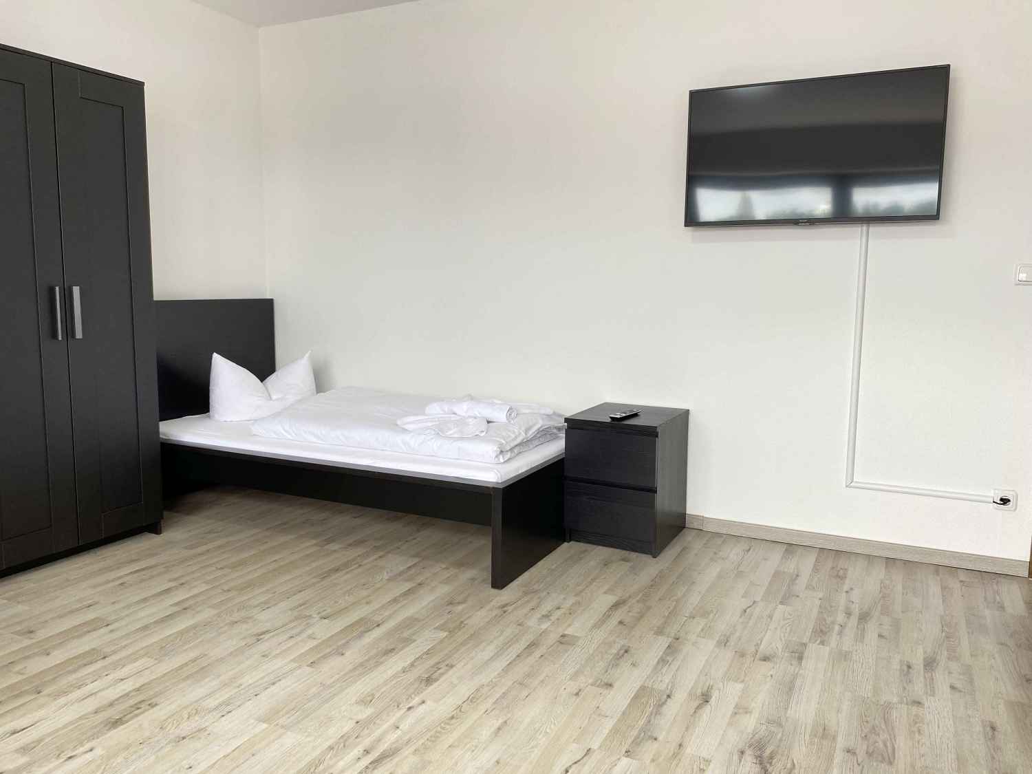 SAD202_(2. OG) Sonnenhöhe 10, 92421 Schwandorf (8).jpg