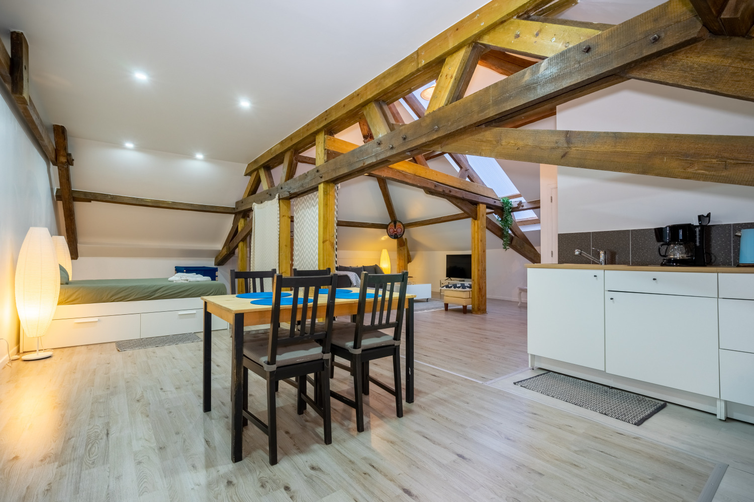 The Backstage Web--3.jpg