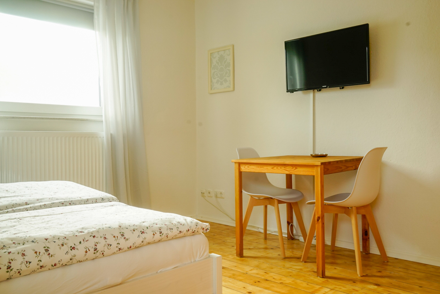 Schlafen DG links.jpg