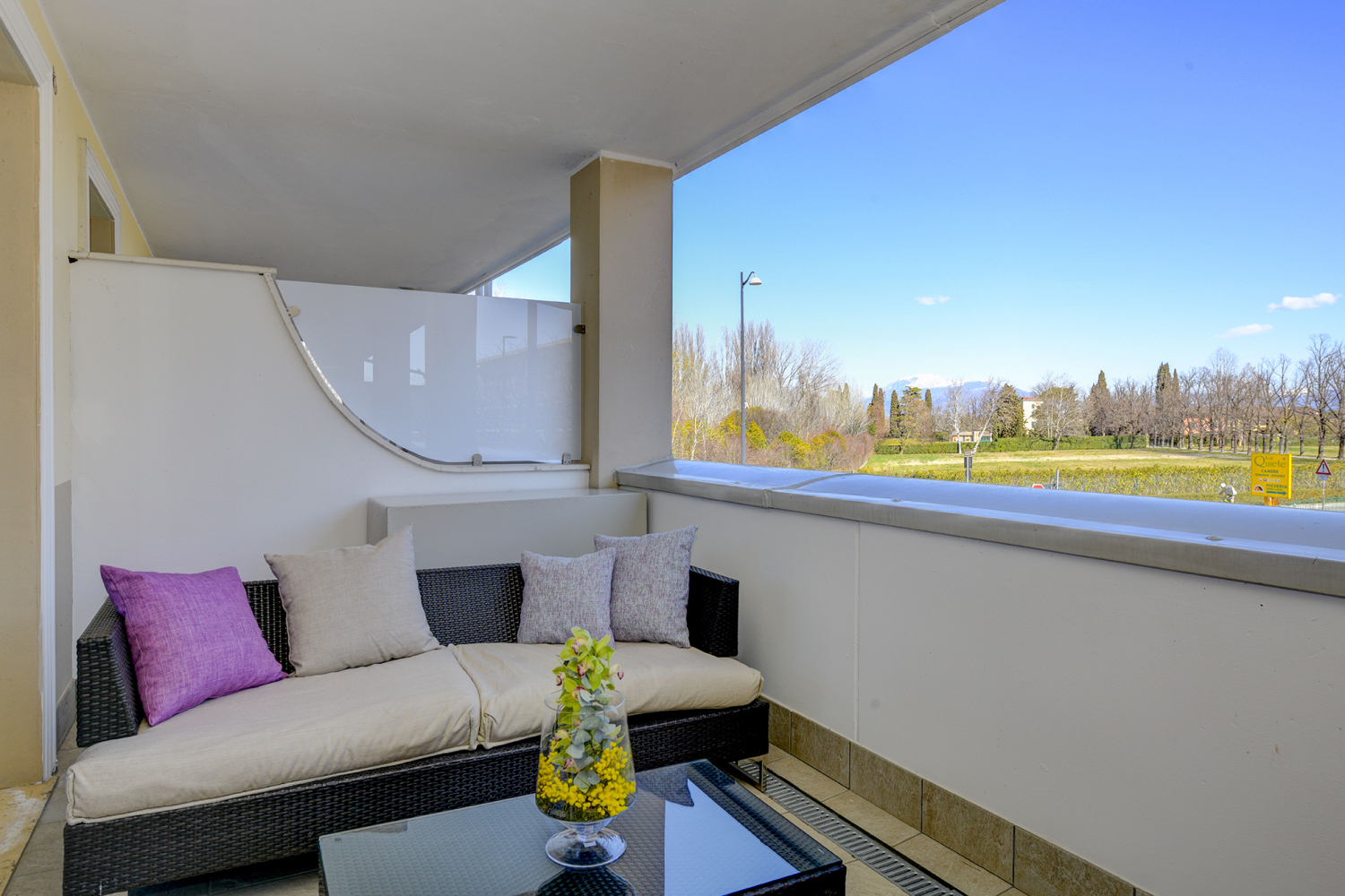 105 Balkon_Lounge4.jpg