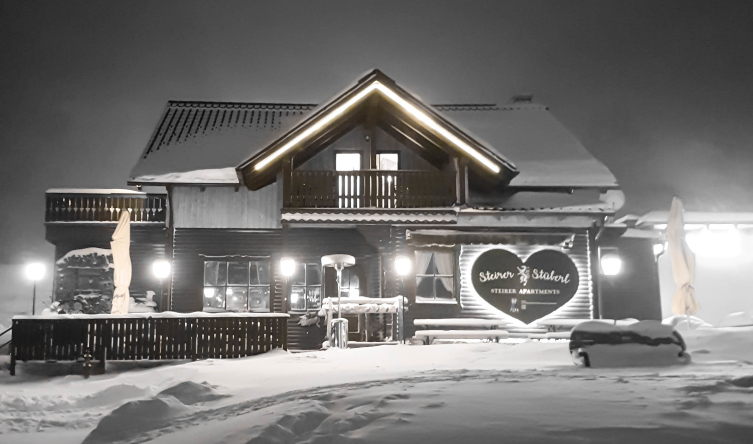 Steirer Apartment (9).jpg