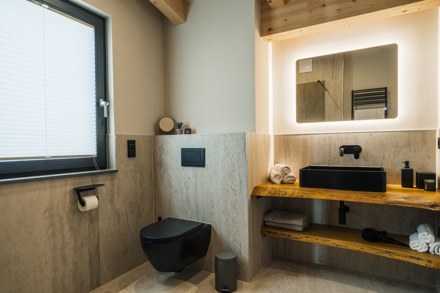 48_Chalet_Bergblick_Ferienwohnungen © Mathias Prägant.jpg