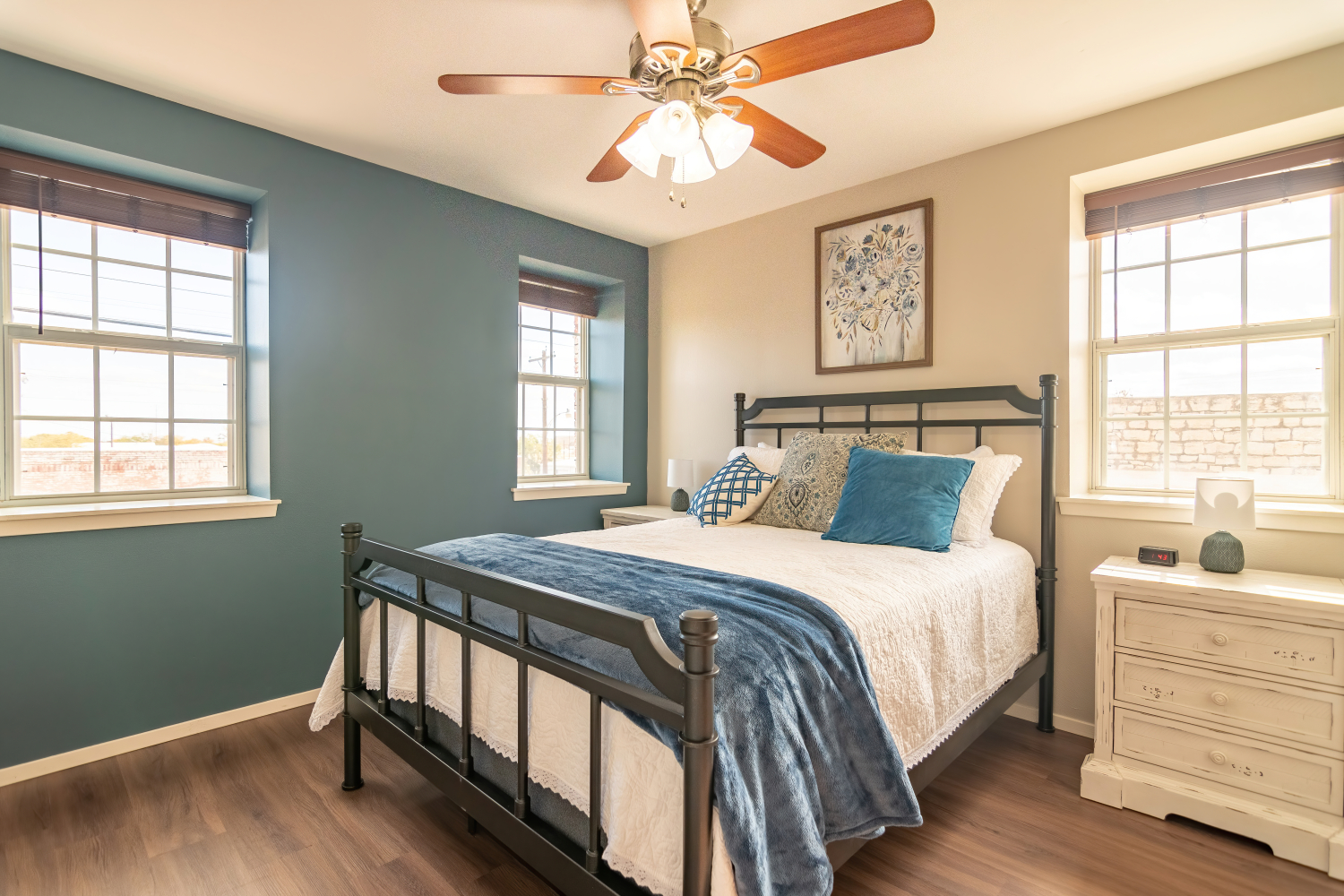 111Robinson-Unit A-011.jpg