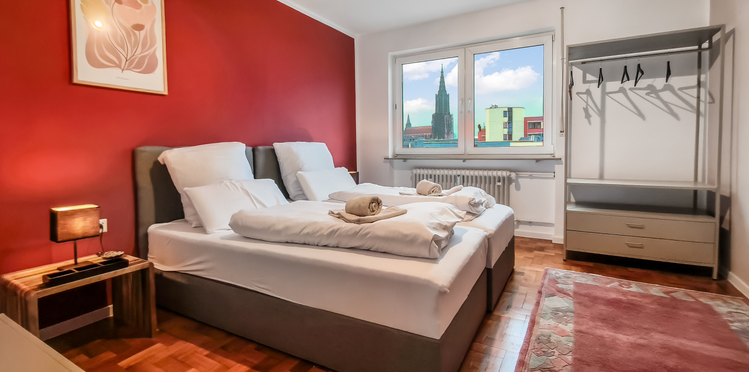 Schlafzimmer 1 - 1_v2.jpg