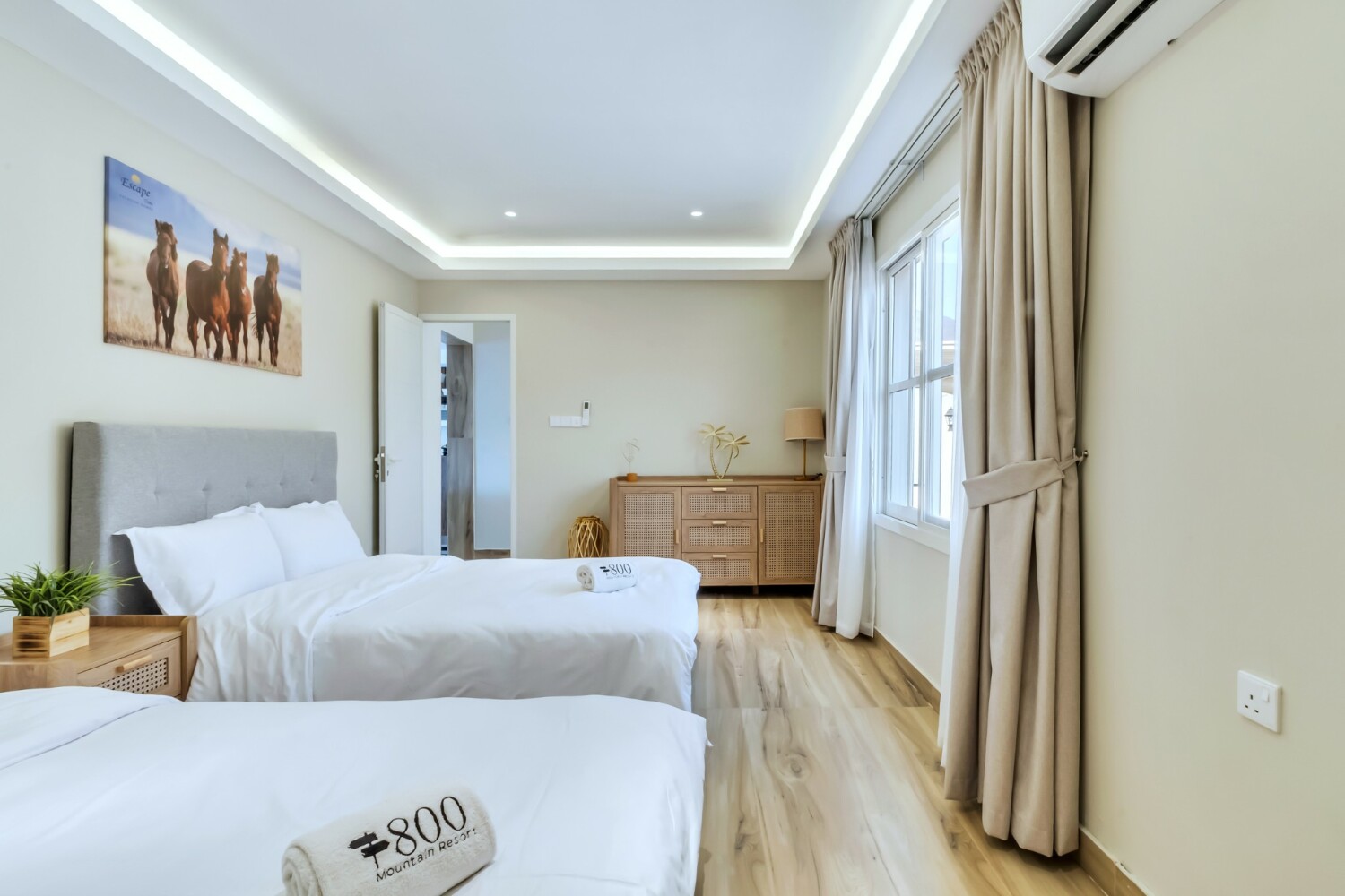 29_LAP_2365 (2K).jpg