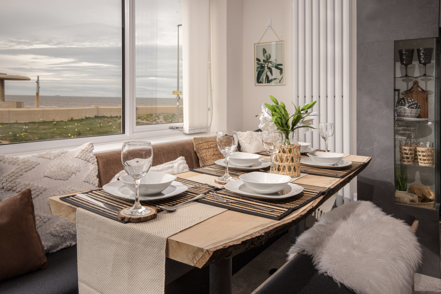 The Coastal Collection The Retreat