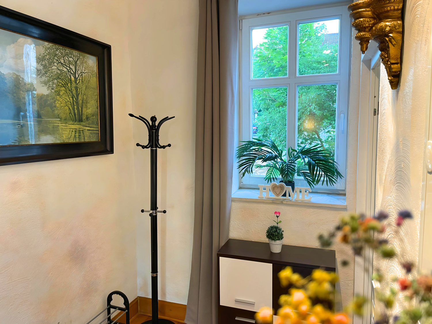 Pension Am Schloss - Apartment 2 - Flur 2.jpg