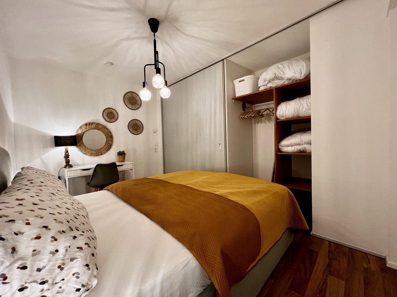 5_Schlafzimmer (5).jpg