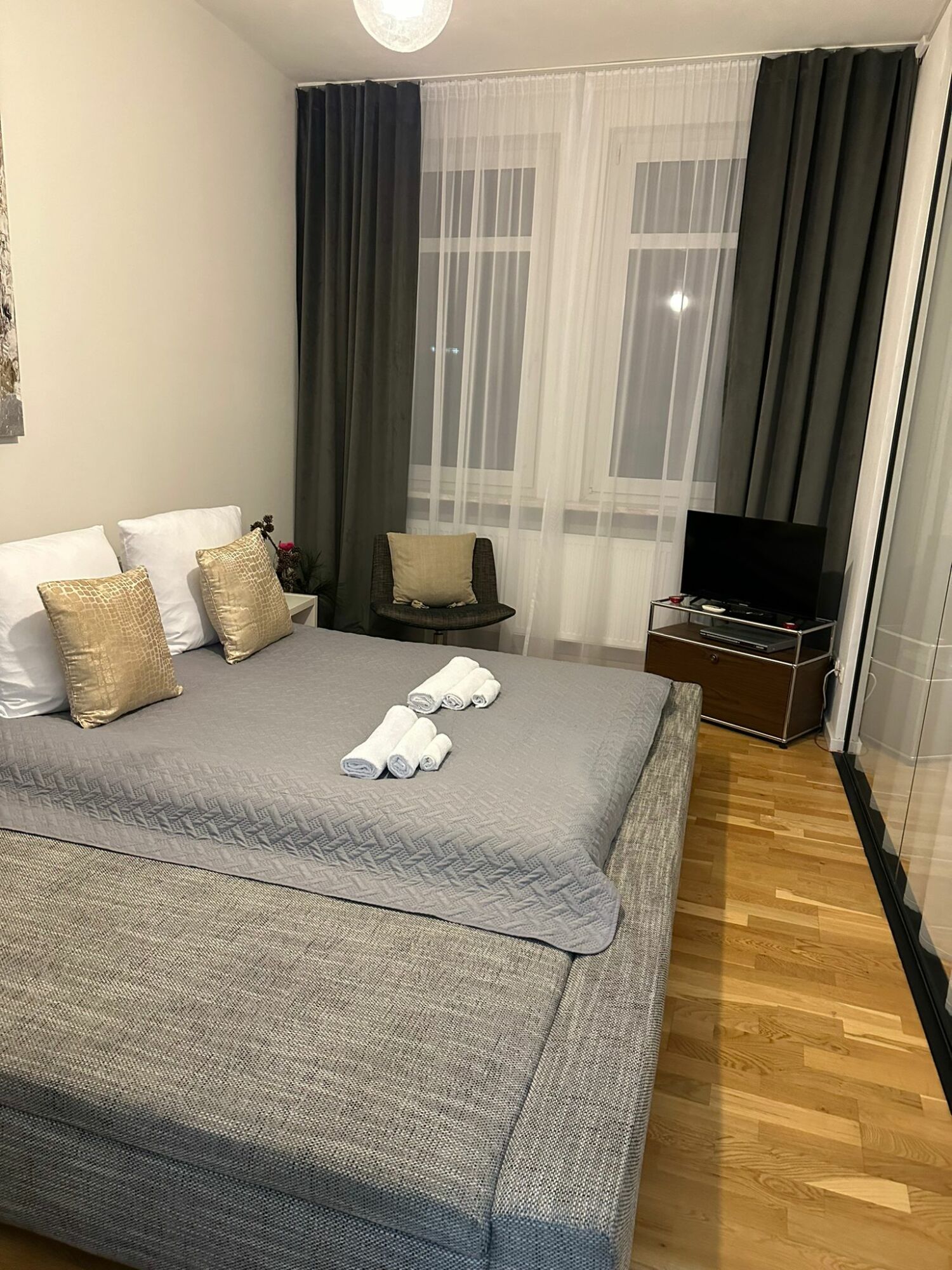 PHOTO-2023-12-15-20-14-08 5.jpg