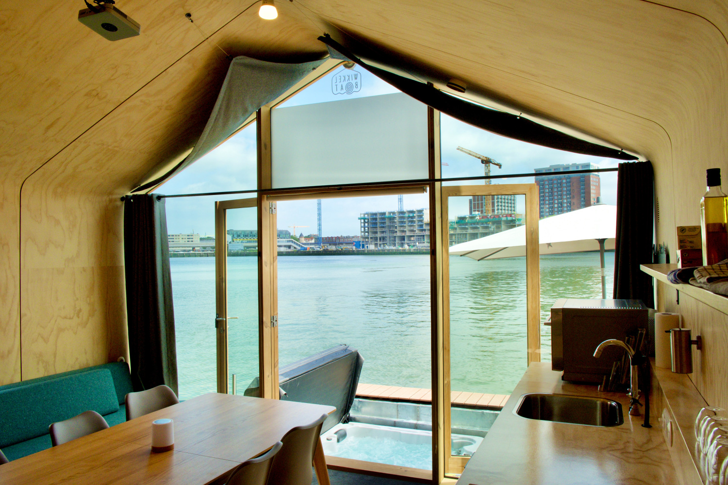 Wikkelboats-Rijnhaven - 1.jpeg