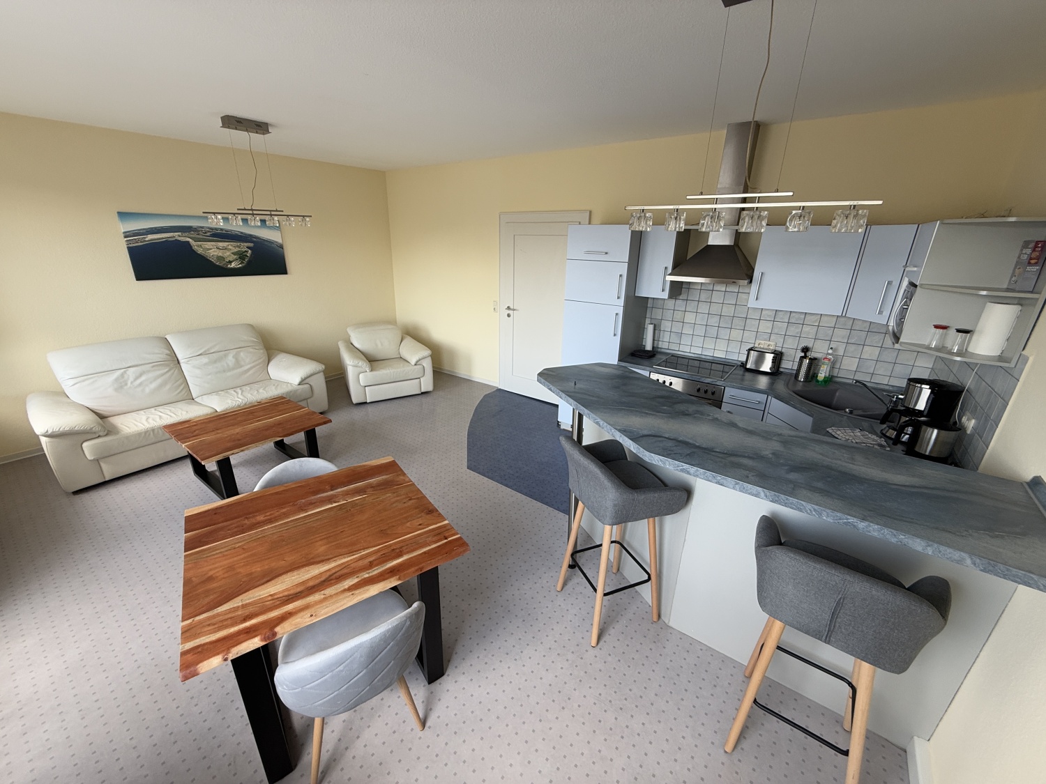 Wohnzimmer groß 2.JPG