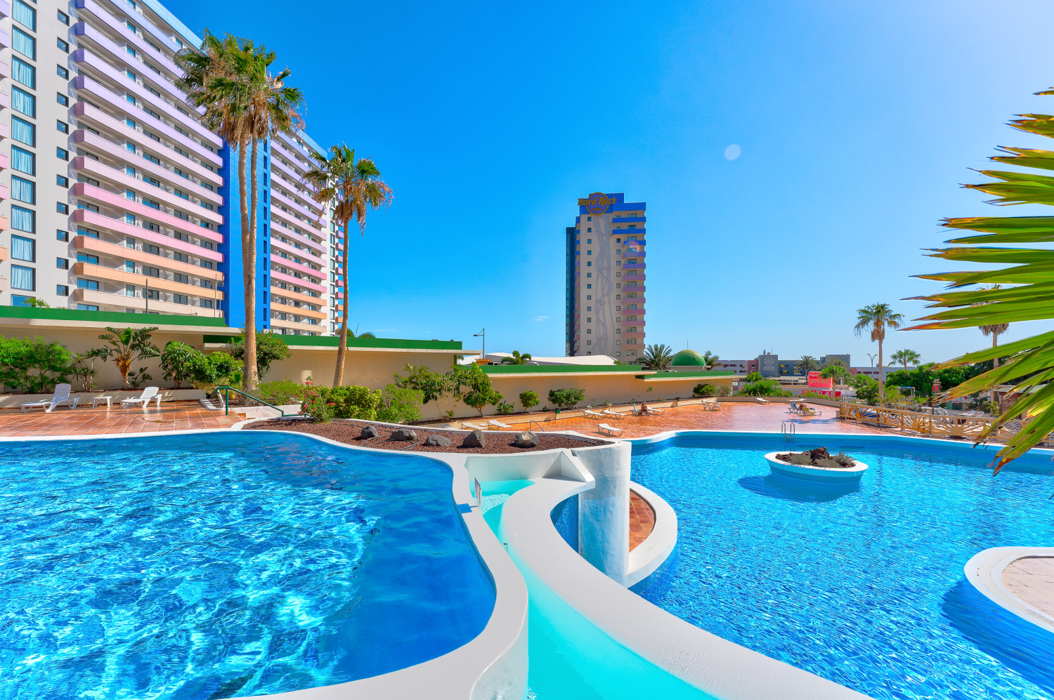 20230425 - 25 - Claudia - Club Paraiso - FV-24.jpg