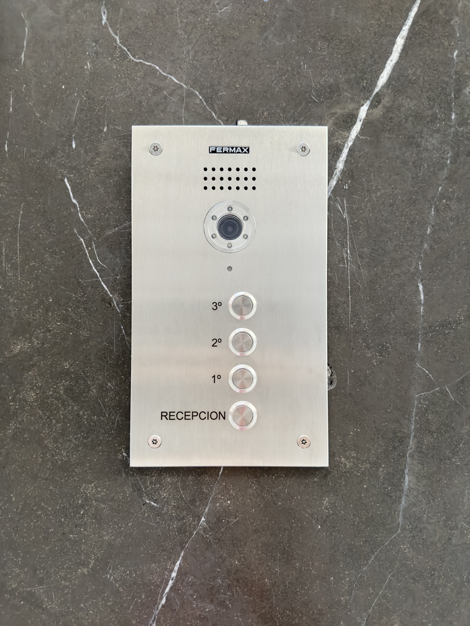 Telefonillo menos calidad 2.jpg