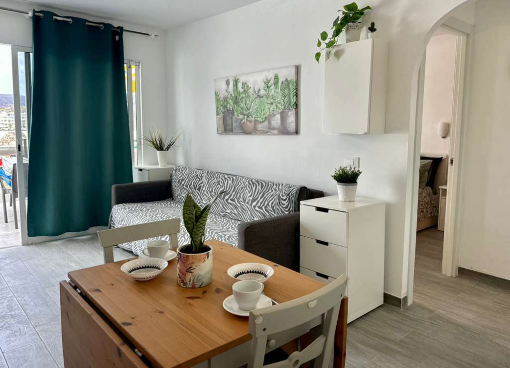 WhatsApp Image 2025-10-21 at 10.03.06 (2).jpeg