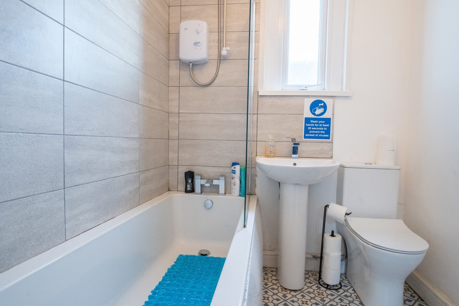 134 Clare Rd Cardiff CF11 6RW 023.jpg