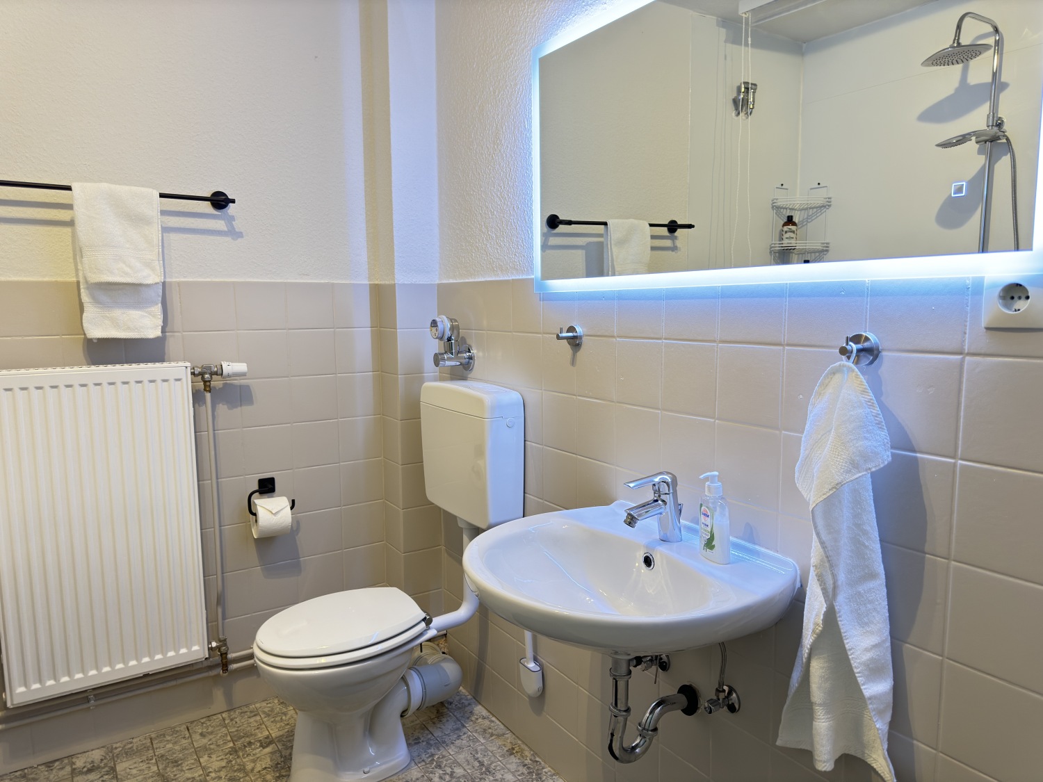 24-04-08 15-18-29 0175.jpg