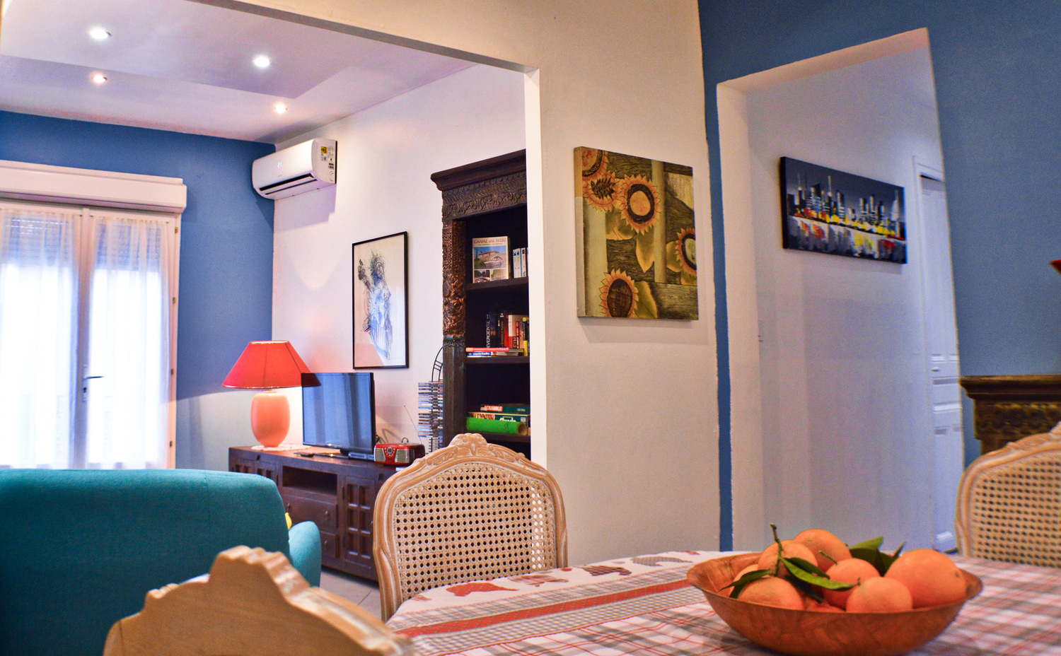 beziersapart salon et salle a manger.jpg